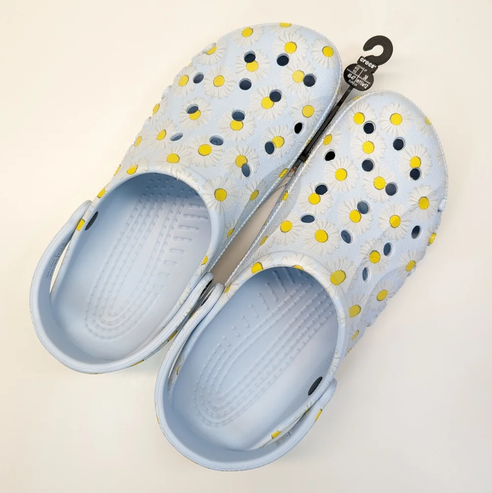 Crocs Baya Seasonal Printed Daisy Floral Flowers Blue Sky Clog size Men's 12